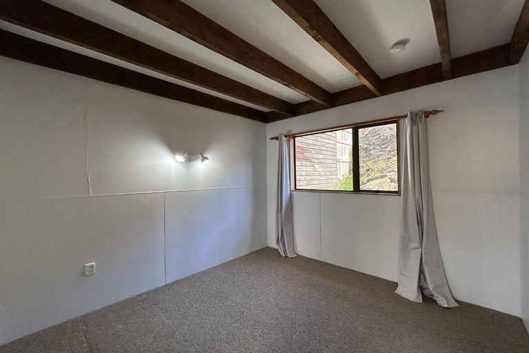 Photo of property in 15a Sunrise Lane, Queenstown, 9300