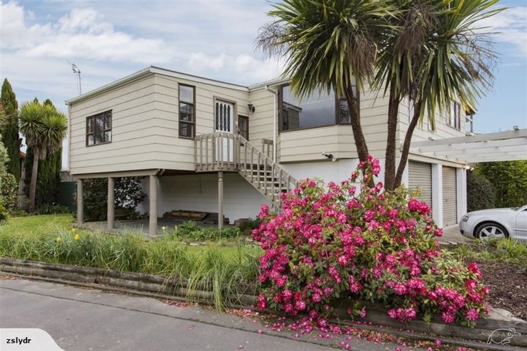 Photo of property in 7 Prudhoe Lane, Northcote, Christchurch, 8052