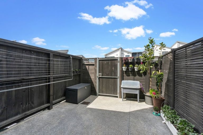 Photo of property in 54 Nugget Avenue, Hobsonville, Auckland, 0616