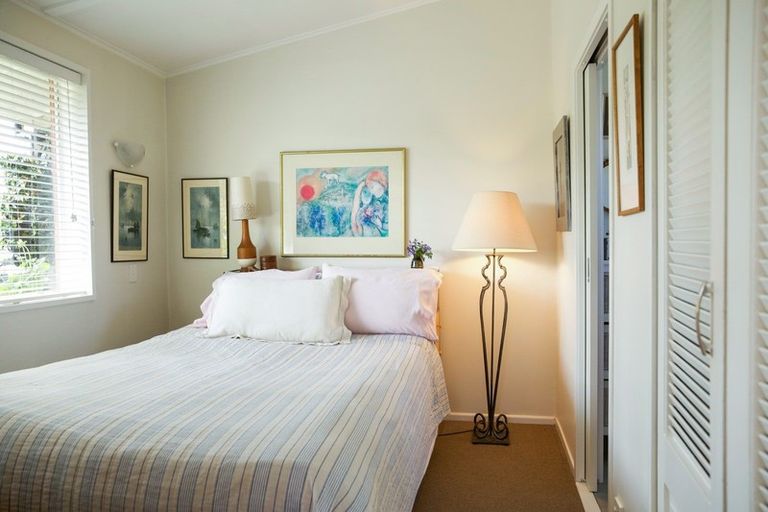 Photo of property in 20b Wood Street, Greytown, 5712