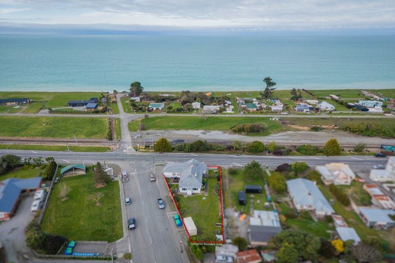 Photo of property in 32 Waimate Highway, Makikihi, Waimate, 7978