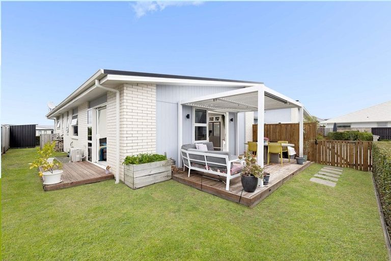 Photo of property in 20 Toi Place, Papamoa, 3118