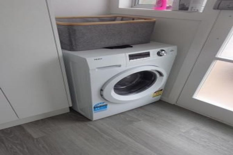 Photo of property in 1/35 Routley Drive, Glen Eden, Auckland, 0602