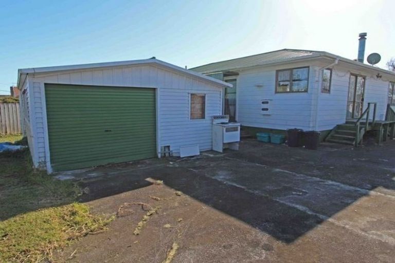 Photo of property in 21 Taka Street, Takanini, 2112