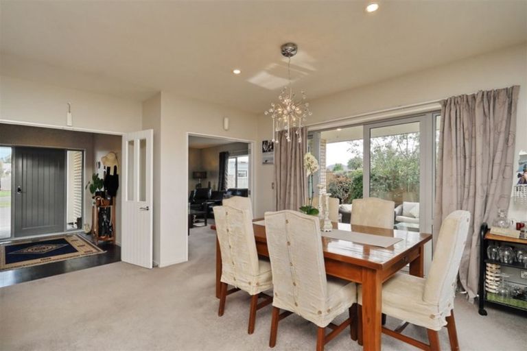 Photo of property in 5 Melville Crescent, Rolleston, 7614