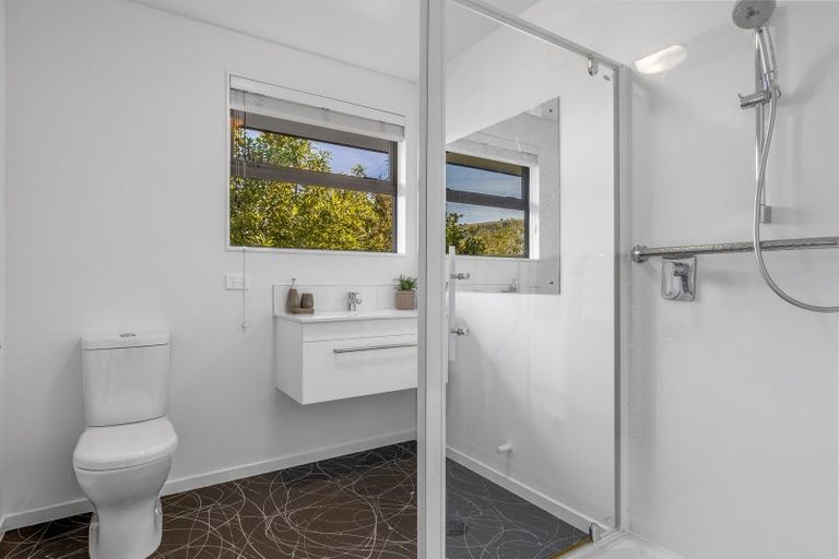 Photo of property in 132 Port Hills Road, Heathcote Valley, Christchurch, 8022