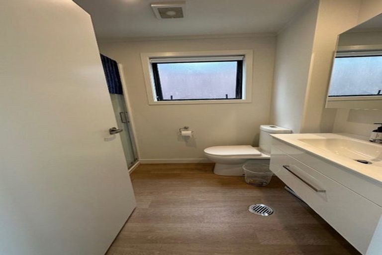 Photo of property in 9/8 James Laurie Street, Henderson, Auckland, 0612