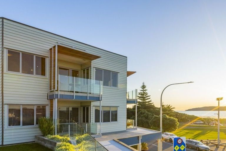 Photo of property in 4-u31 Seaview Road, Paraparaumu Beach, Paraparaumu, 5032