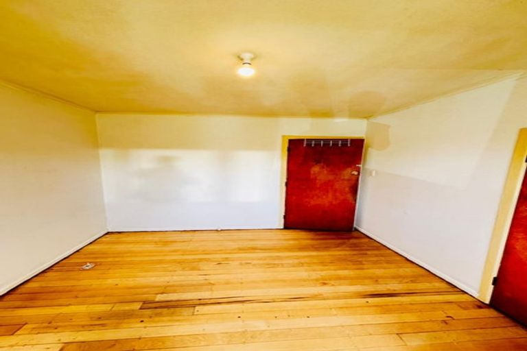 Photo of property in 47 Mckean Avenue, Manurewa, Auckland, 2102