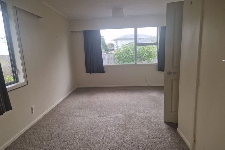 Photo of property in 36a Saint Ronans Avenue, Waterloo, Lower Hutt, 5011