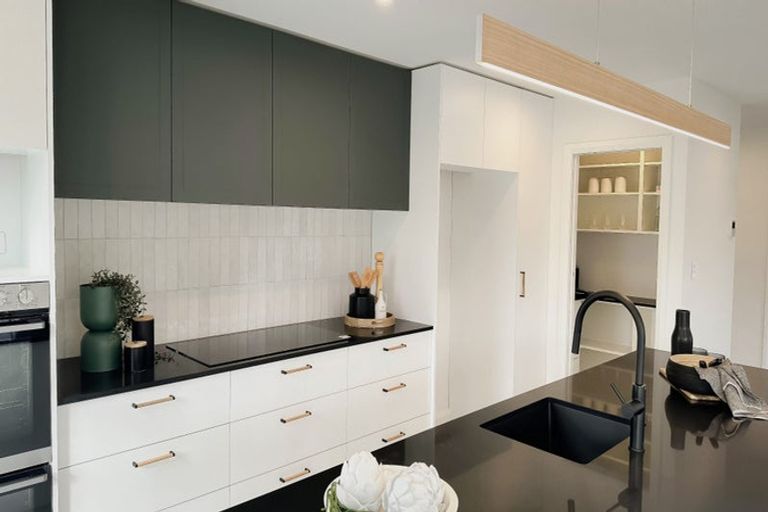 Photo of property in 7 Gratitude Way, Kelvin Grove, Palmerston North, 4414