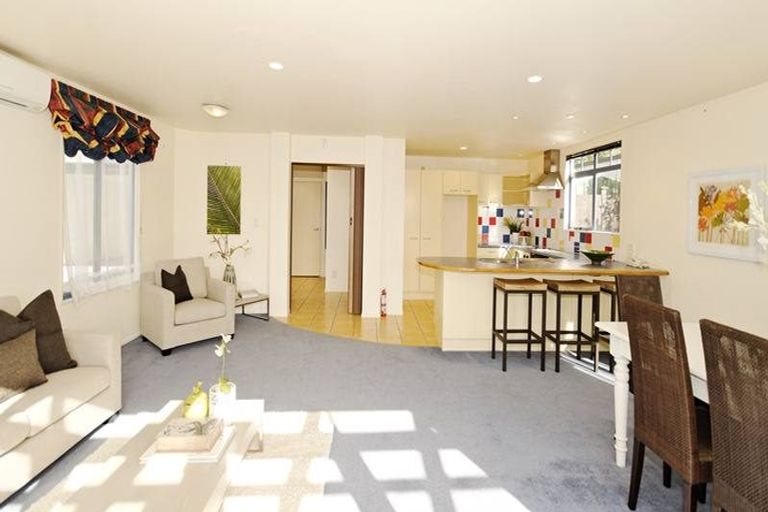 Photo of property in 52a James Laurie Street, Henderson, Auckland, 0612