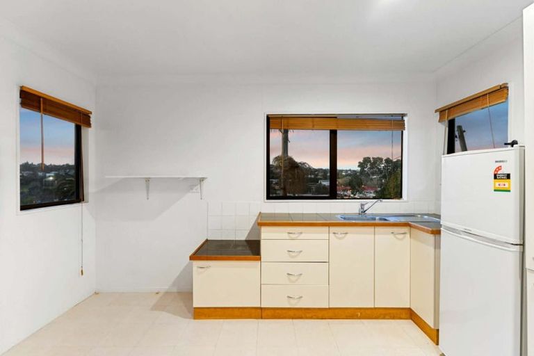 Photo of property in 1/8 Argyle Road, Browns Bay, Auckland, 0630