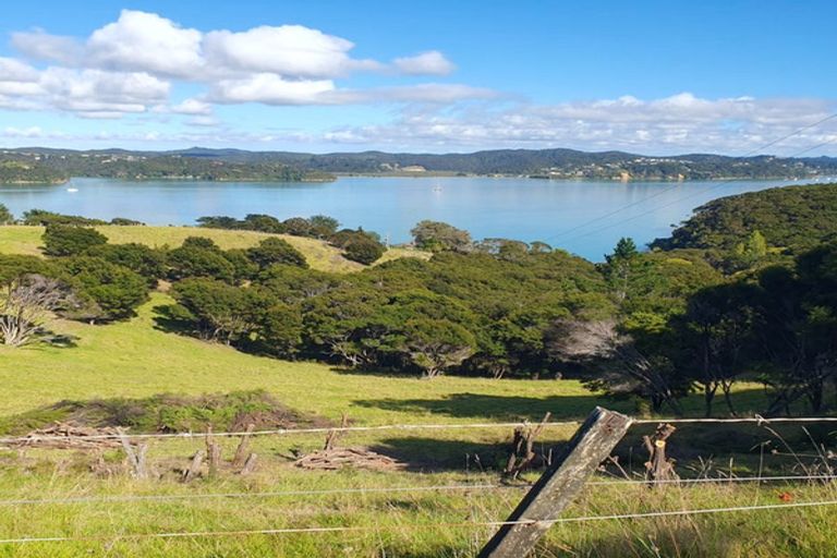 Photo of property in 206 Aucks Road, Okiato, Russell, 0272