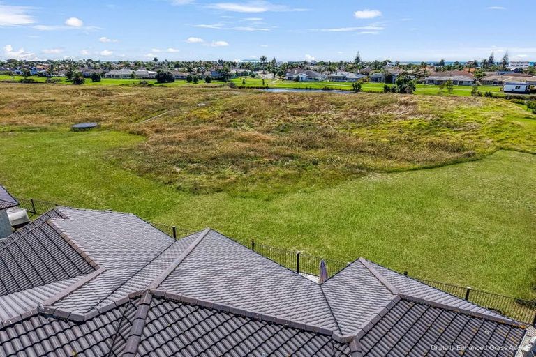 Photo of property in 10 Selliera Place, Papamoa Beach, Papamoa, 3118
