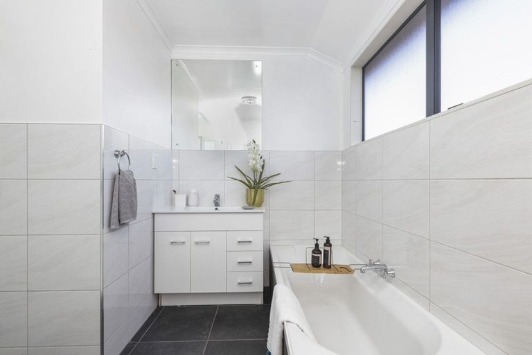 Photo of property in 40 Keswick Crescent, Huntington, Hamilton, 3210