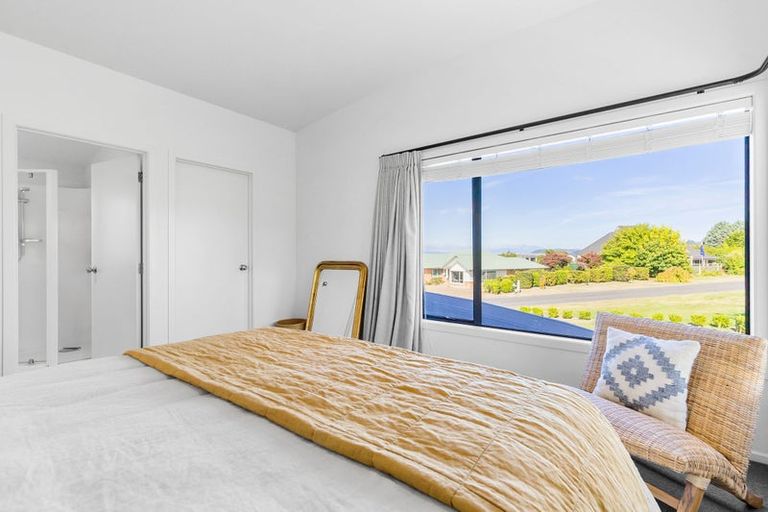 Photo of property in 2/2 Rhodes Fall, Rangatira Park, Taupo, 3330