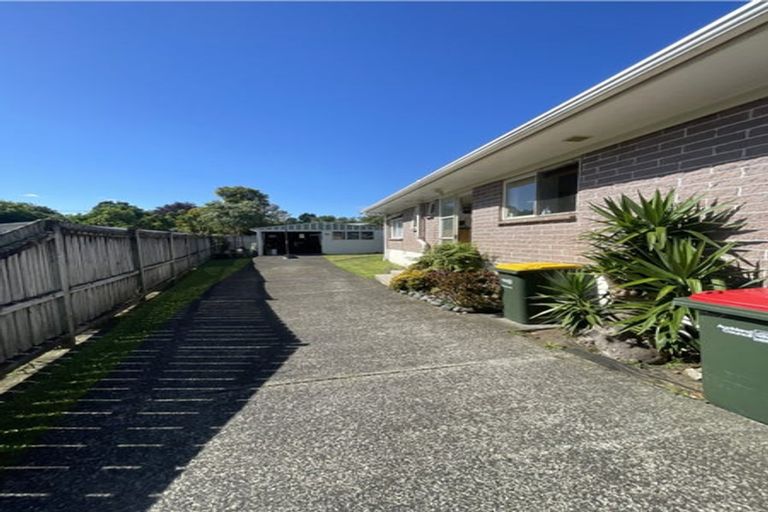 Photo of property in 8 Oregon Place, Papakura, 2110