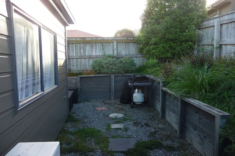 Photo of property in 50 Navigation Drive, Whitby, Porirua, 5024