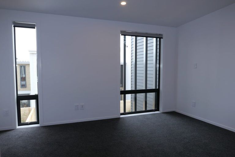 Photo of property in 10 Kamahi Place, Paraparaumu, 5032