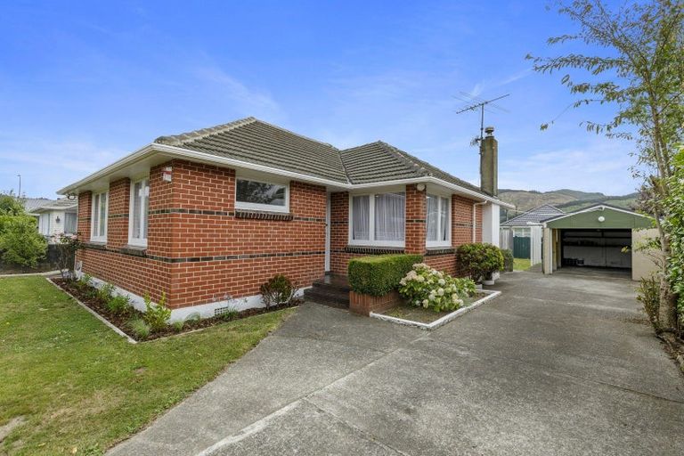 Photo of property in 251 Fergusson Drive, Heretaunga, Upper Hutt, 5018