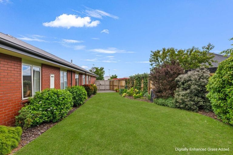 Photo of property in 8 Melville Crescent, Rolleston, 7614