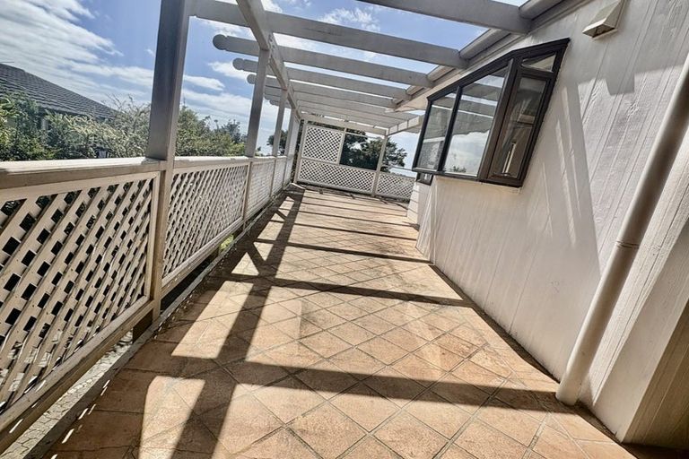 Photo of property in 957 East Coast Road, Torbay, Auckland, 0630