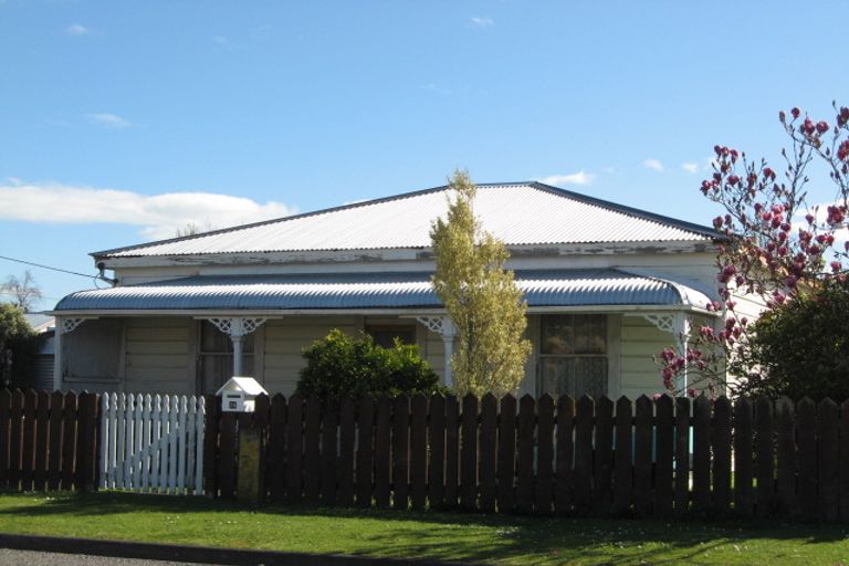 Photo of property in 24 Robert Street, Marton, 4710