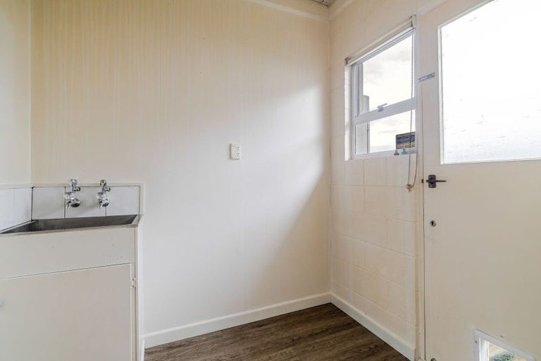 Photo of property in 2/626 Church Street, Terrace End, Palmerston North, 4410