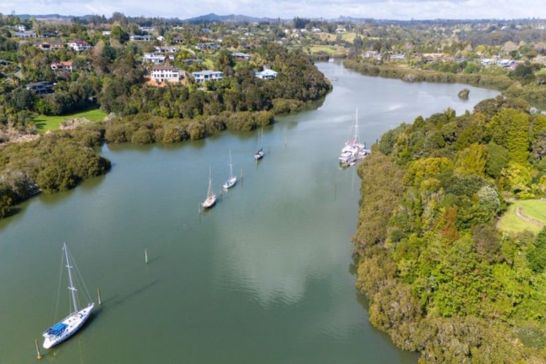 Photo of property in 62 Rarere Terrace, Kerikeri, 0230