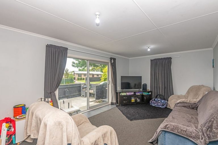 Photo of property in 5 Kaimanawa Street, Kelvin Grove, Palmerston North, 4414