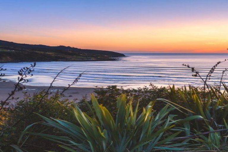 Photo of property in 121 Greenslade Road, Raglan, 3295