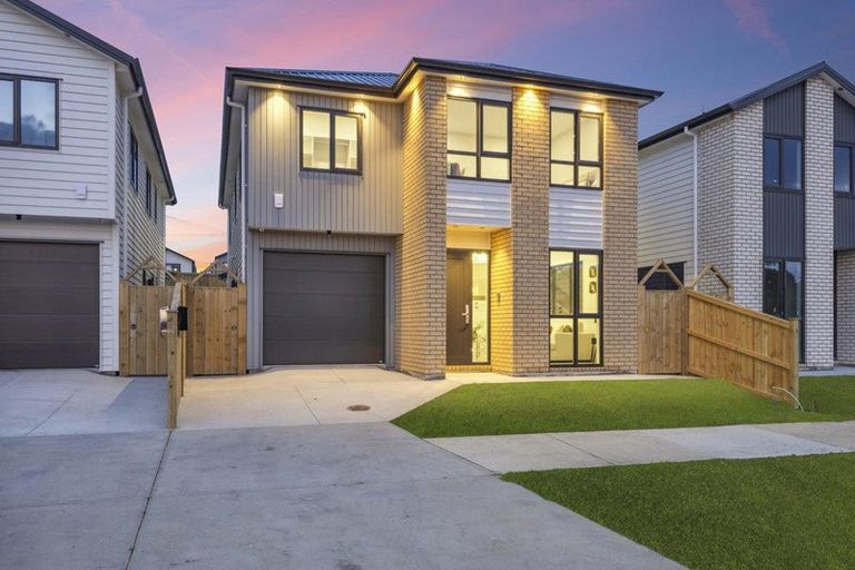 Photo of property in 38 Christella Street, Flat Bush, Auckland, 2019