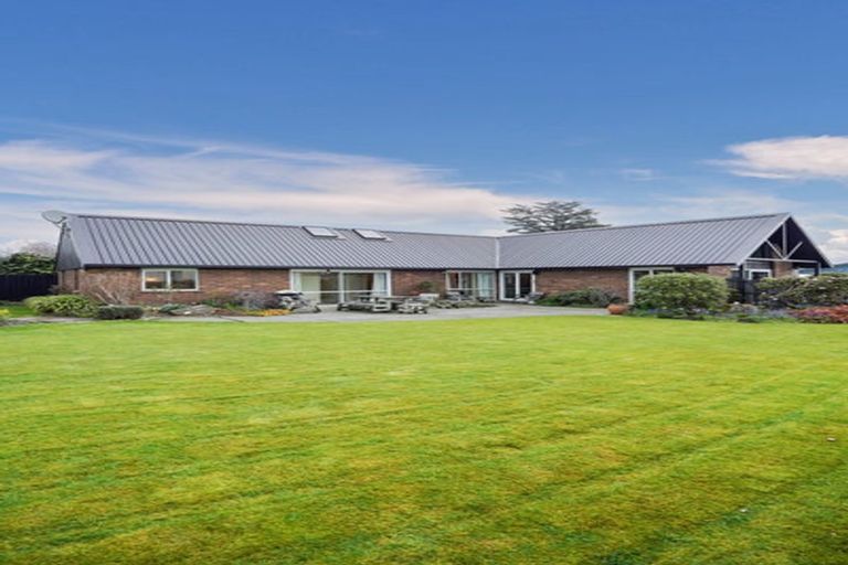 Photo of property in 115 Gladstone Terrace, Gladstone, Invercargill, 9810