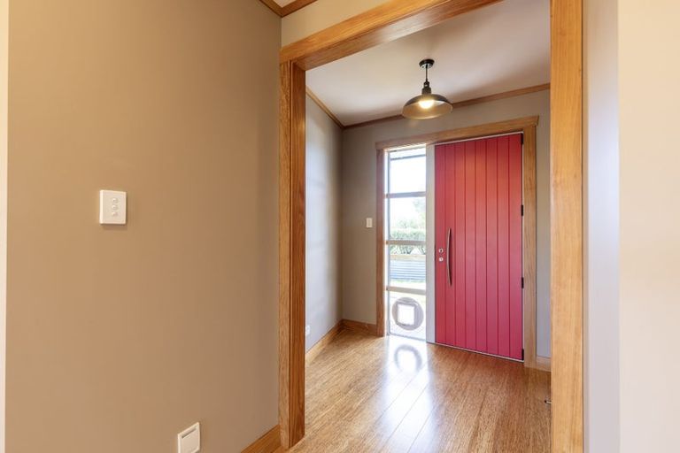 Photo of property in 9 Tui Drive, Waipukurau, 4281