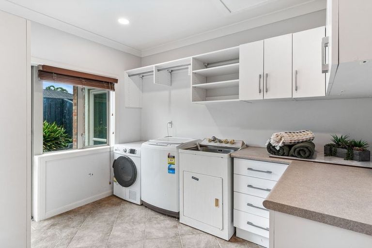 Photo of property in 30 Waikura Drive, Te Atatu Peninsula, Auckland, 0610
