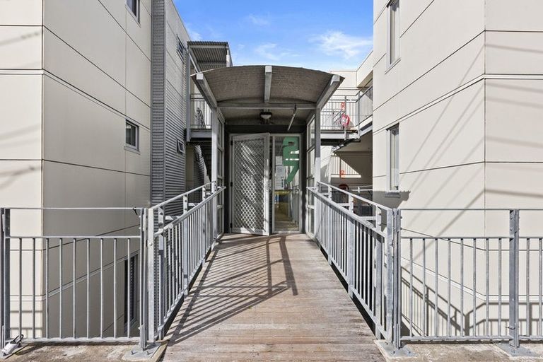 Photo of property in Hanson House, 11a/27 Hanson Street, Mount Cook, Wellington, 6021