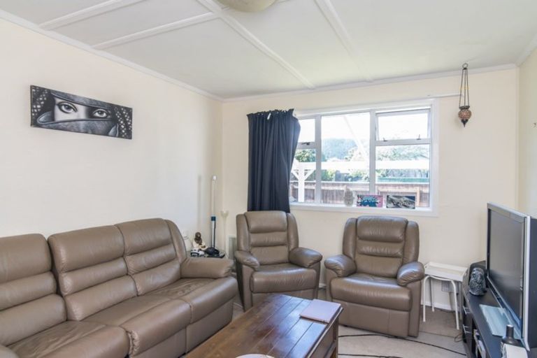 Photo of property in 34 Linwood Drive, Paraparaumu, 5032