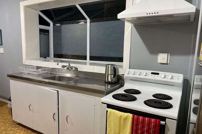 Photo of property in 24 Palmer Crescent, Silverstream, Upper Hutt, 5019