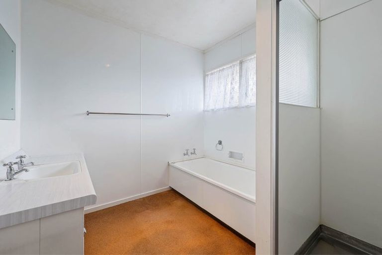 Photo of property in 5 Willow Way, Sunnyhills, Auckland, 2010