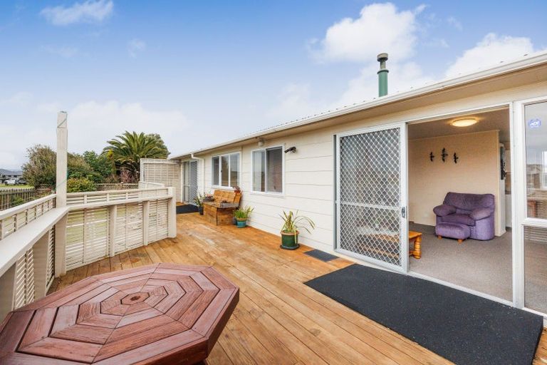 Photo of property in 20 Thomas Place, Foxton Beach, Foxton, 4815