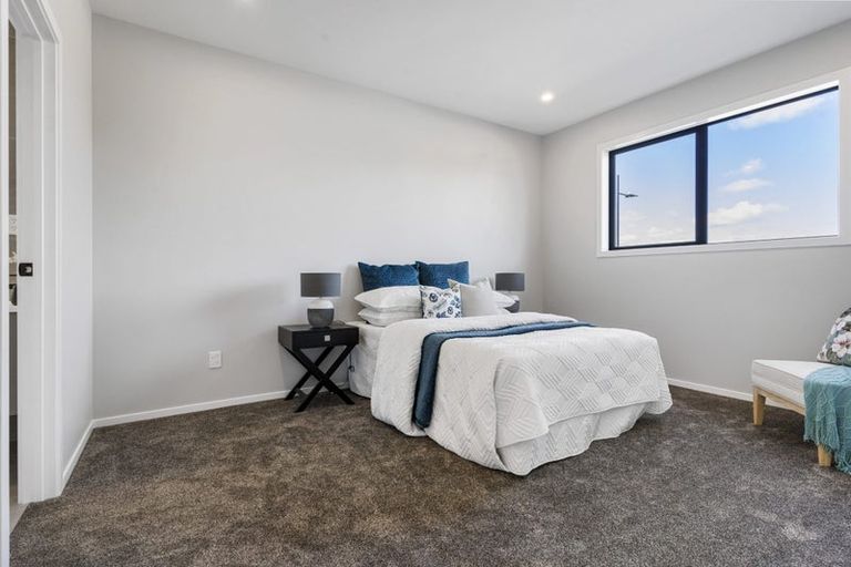 Photo of property in 75 Tributary Parade, Karaka, Papakura, 2113