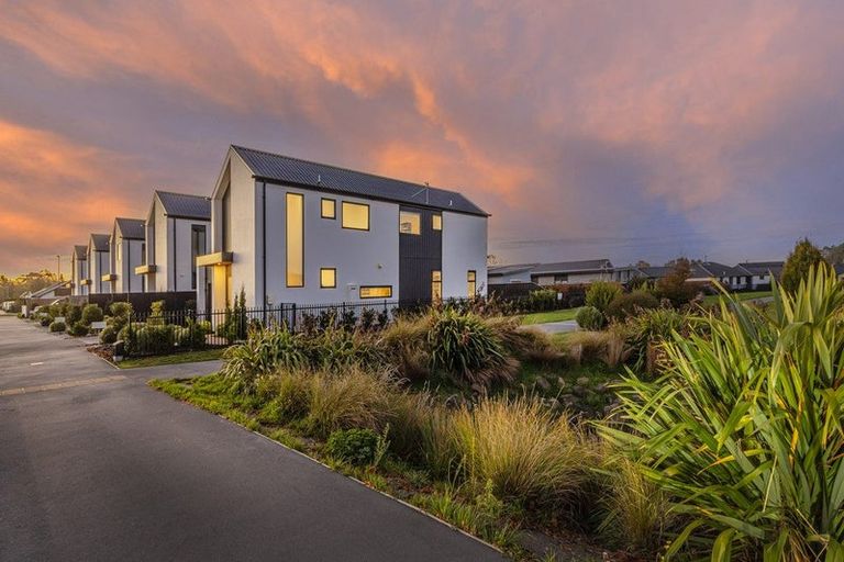 Photo of property in 120 Claridges Road, Casebrook, Christchurch, 8051