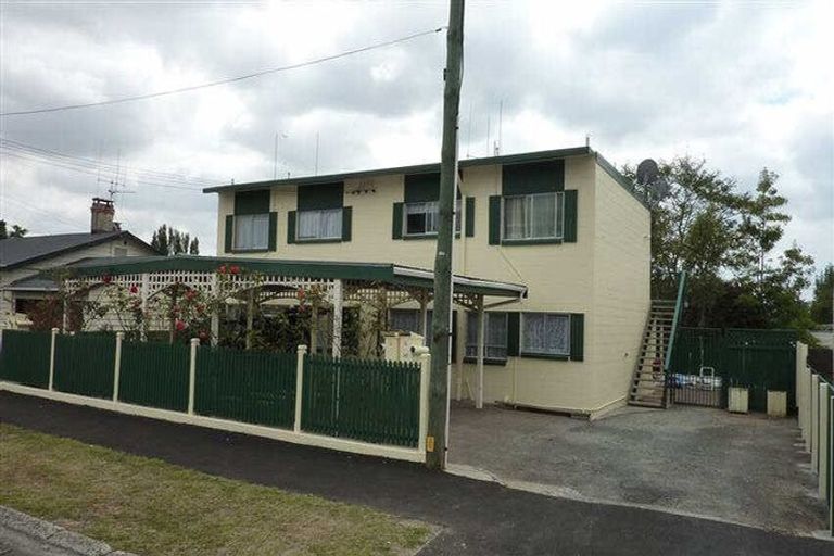 Photo of property in 8-10 Wye Street, Frankton, Hamilton, 3204