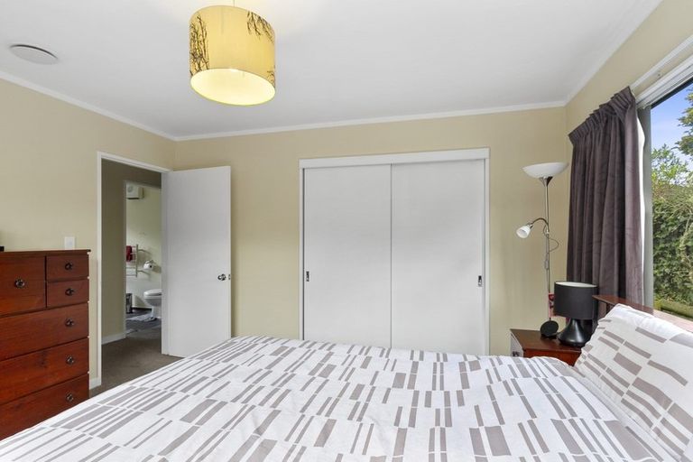 Photo of property in 53f5 Dominion Park Street, Johnsonville, Wellington, 6037