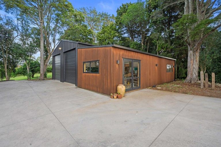 Photo of property in 115 Waitangi Falls Road, Glenbrook, Waiuku, 2681