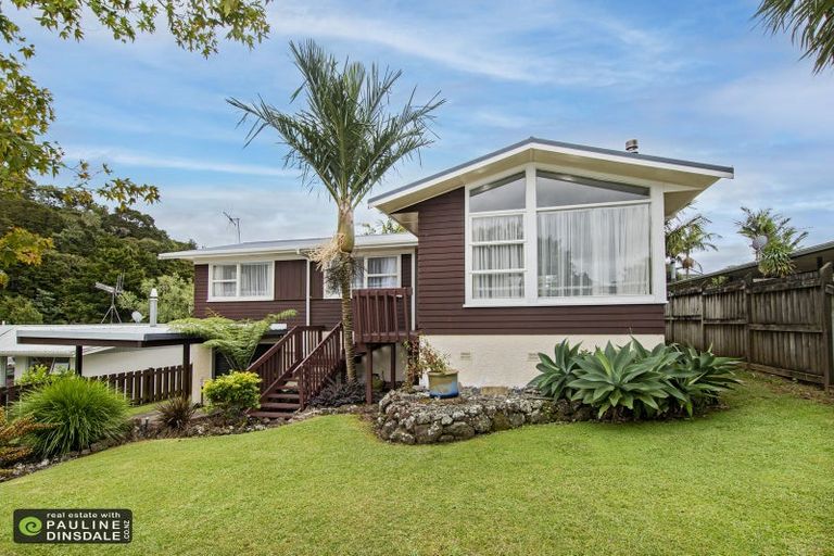 Photo of property in 16 Ranfurly Place, Te Kamo, Whangarei, 0112