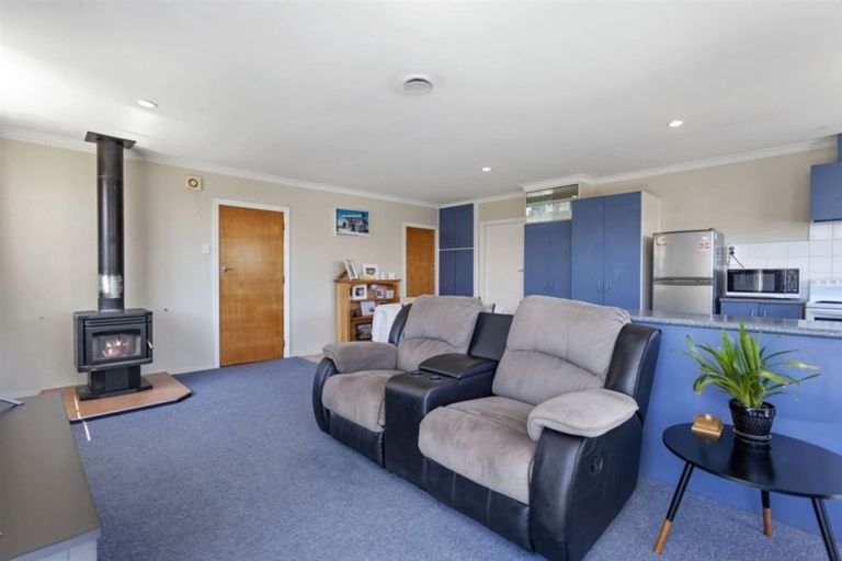 Photo of property in 28 Arran Crescent, Woolston, Christchurch, 8062