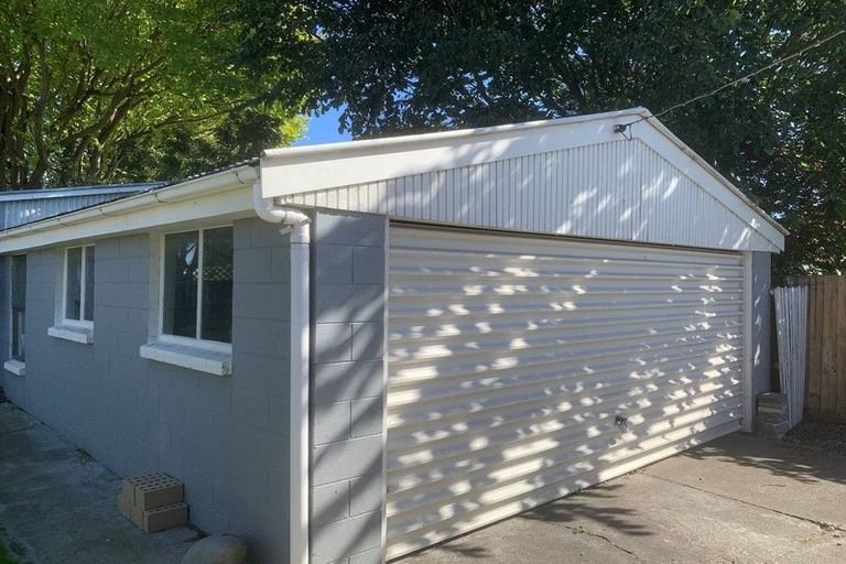 Photo of property in 43 Blankney Street, Hornby, Christchurch, 8042