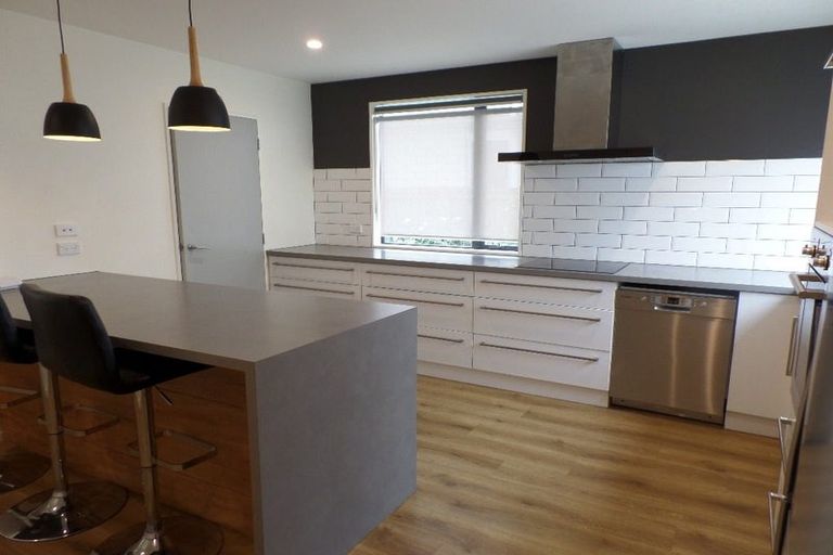 Photo of property in 79 Mandeville Street, Riccarton, Christchurch, 8011